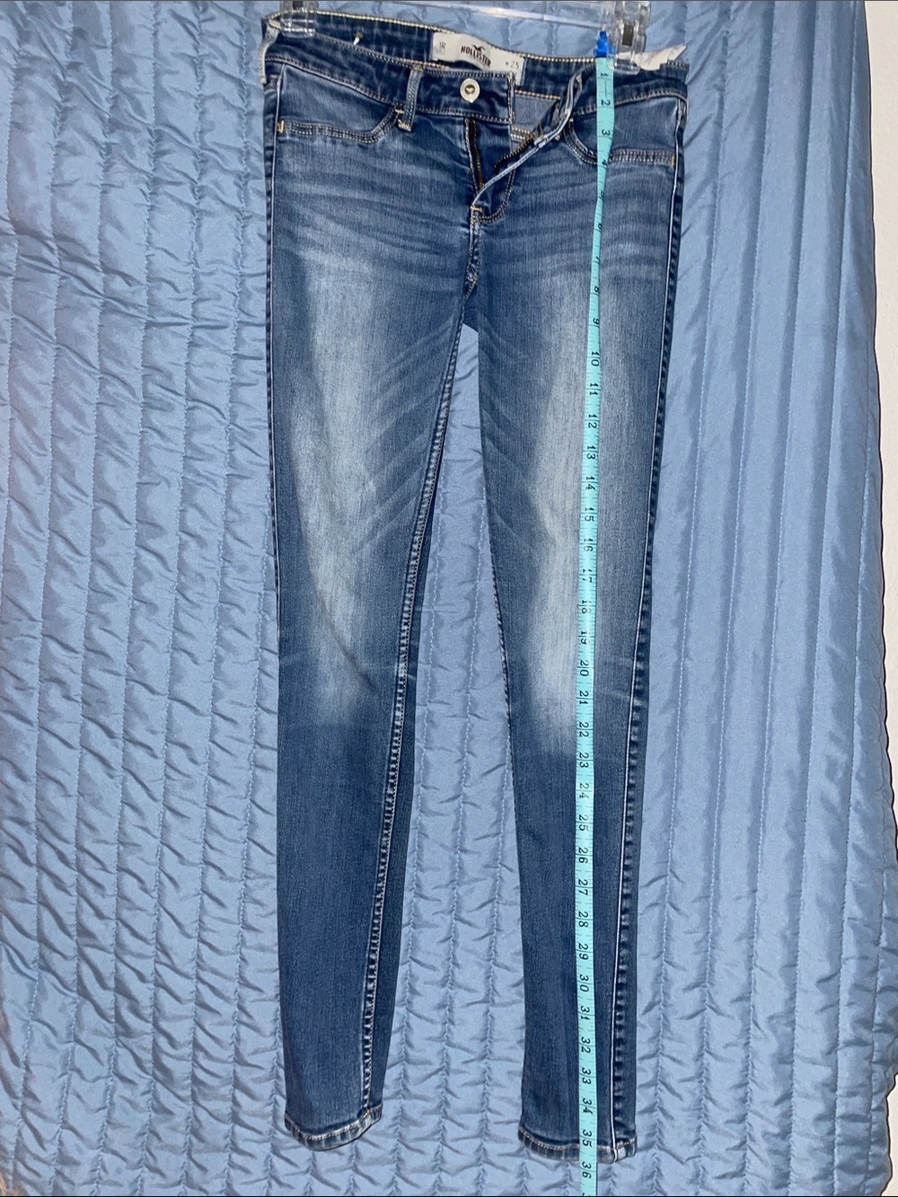 Hollister Women's Medium Wash Skinny Jeans with Fade